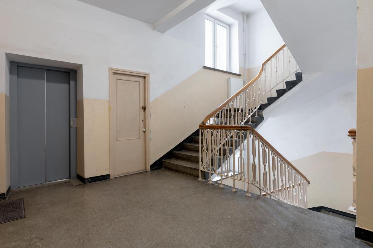 Hala Mirowska Stylish Apartment Varşovia Exterior foto